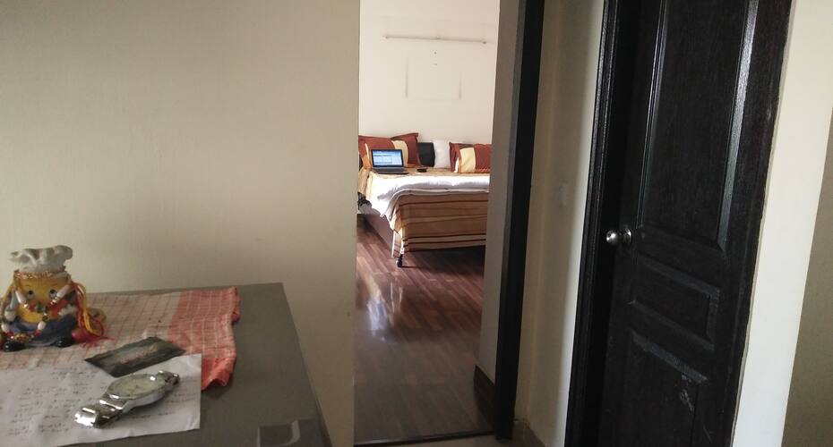 Dmosk Service Apartment, Noida 3
